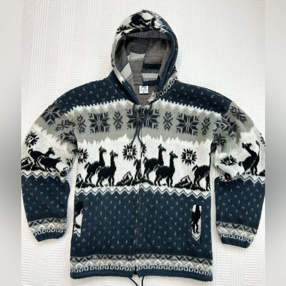 SOLD …Yari Artesanias Wool Alpaca Print Full Zip Sweater Jacket Size Large